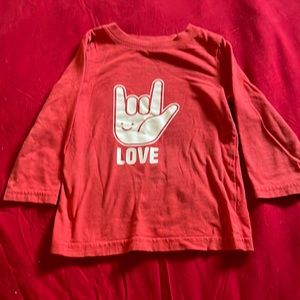 love Shirt 3 for $6 bundle and offer 😉